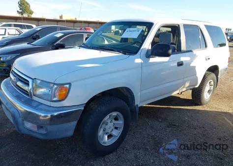 2000 Toyota 4Runner from USA, damaged, VIN JT3GM84R3Y0062535